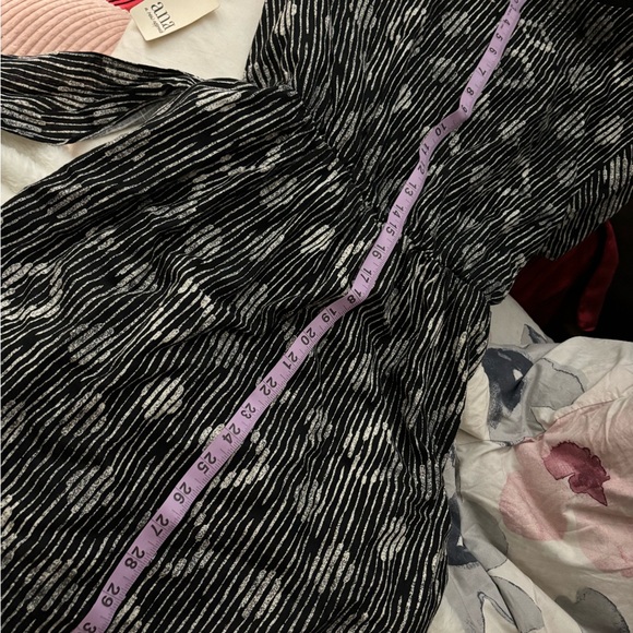 Ana a new approach Wrap dress with side tie. Black and white striped - Picture 5 of 9